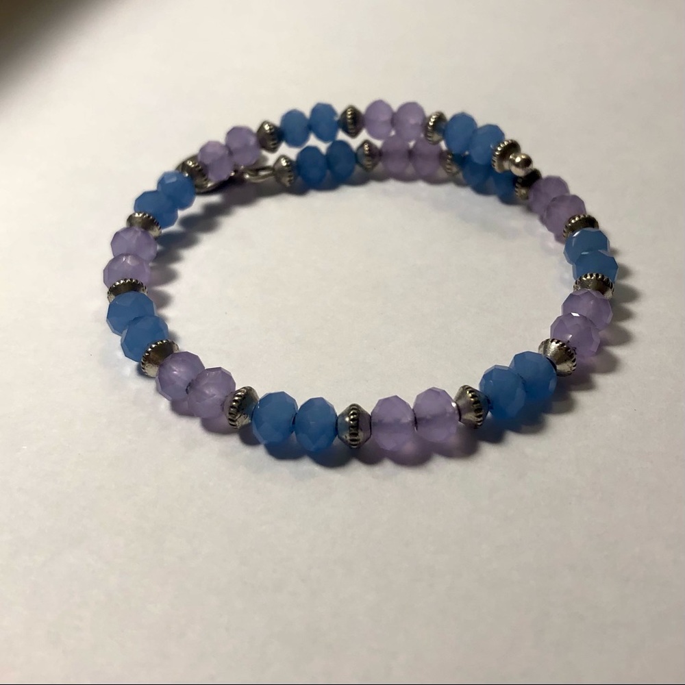 Periwinkle Beaded Wrap🌟 - Picture 3 of 4